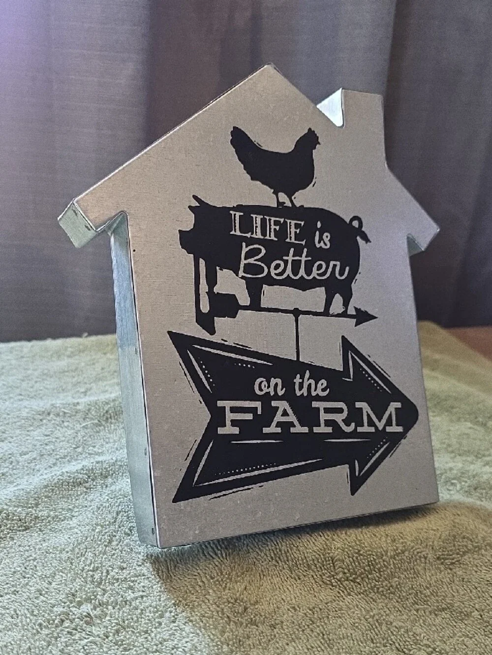 Farmhouse Wall Sign - Silver 'Life is Better on the Farm'